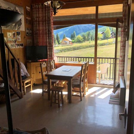 Appartement Au Pied Des Pistes Puy-Saint-Vincent Luaran gambar
